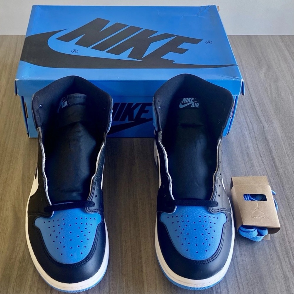 Jordan 1 Retro High OG UNC Toe